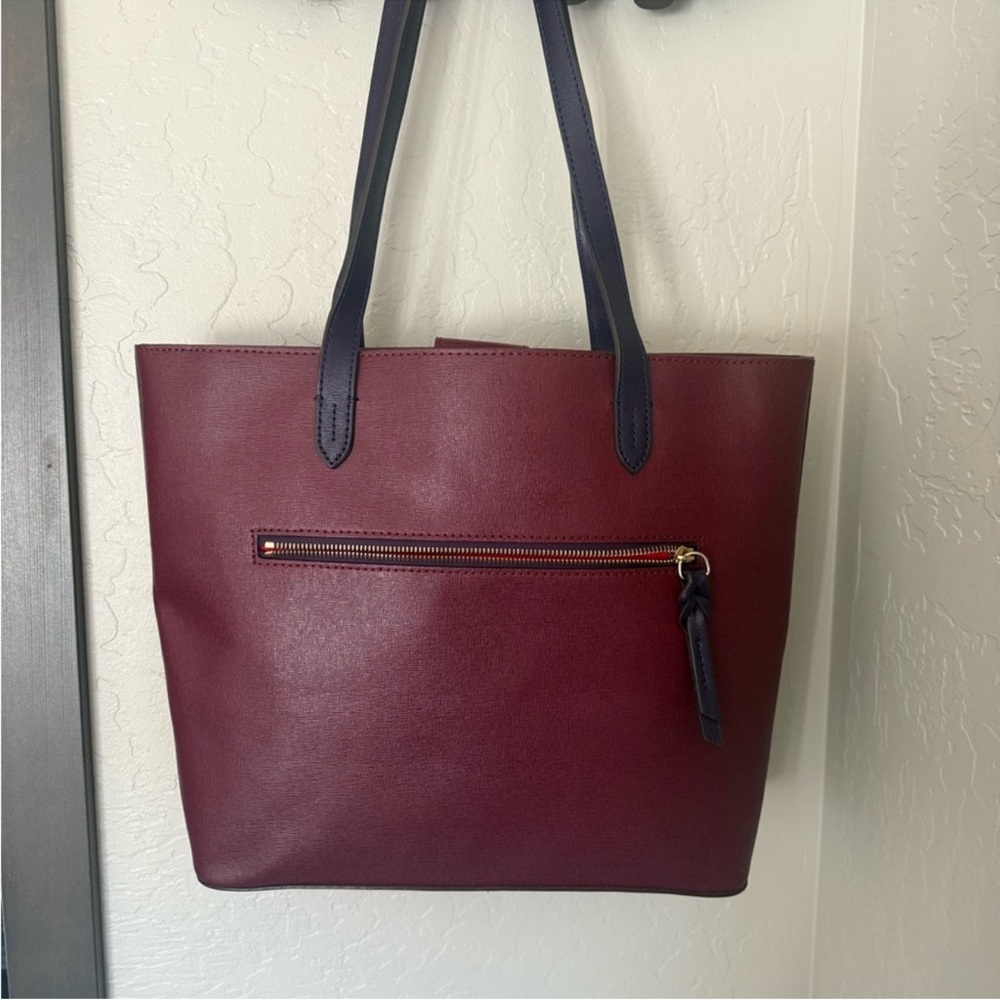 Dooney & Bourke Hadley Tote Bag - Picture 2 of 6